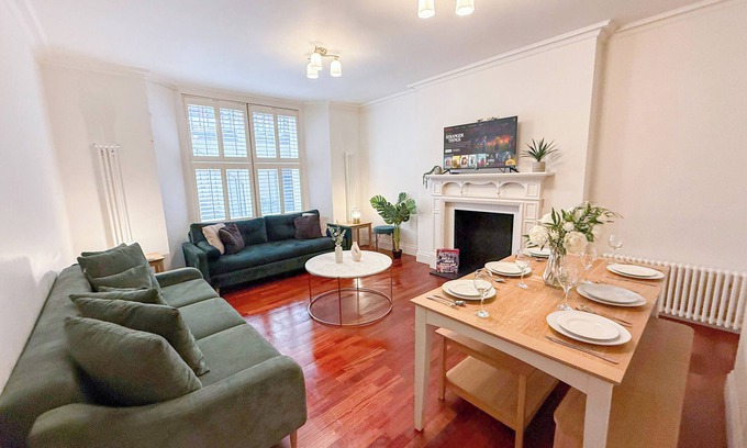 Bryanston and Dorset Square Apartment | Modern 3-Bed Soho flat w/Wifi near Mayfair, Covent Garden, Picadilly Circus