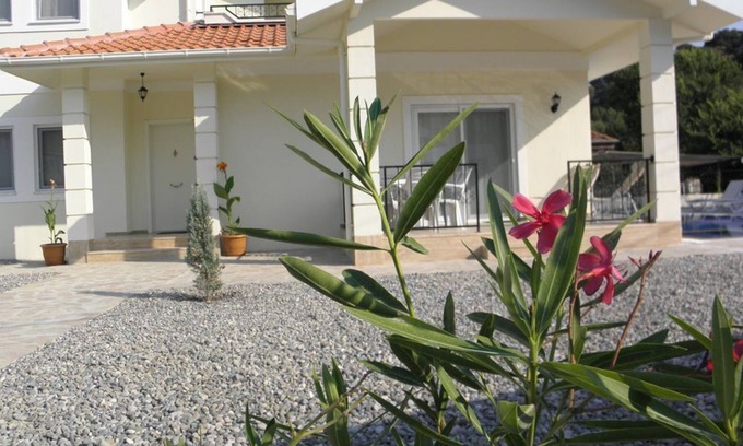 Dalyan City Center Villa | Modern 3 bed villa private pool family friendly