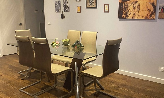 Black Rock House | Modern 3 bedroom home with 5 minutes to the beach and restaurants