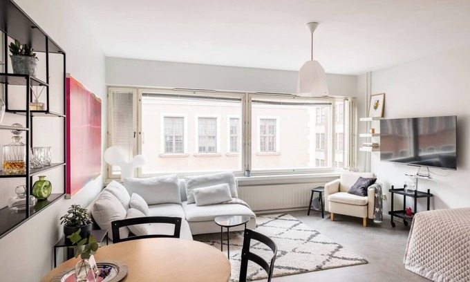 Etelainen District Apartment | Modern 31sqm Studio in Punavuori