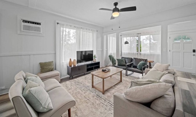 Hilo House | Modern 3BR/1B house in Hilo