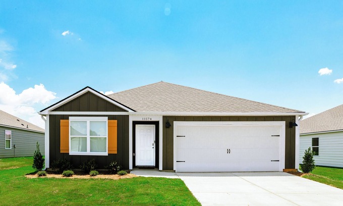Tuscaloosa House | Modern 3BR Cottage- Mins to UA, King Bed, Fire Pit