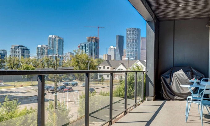 Bridgeland Condo | Modern 3BR unit in the heart of Calgary