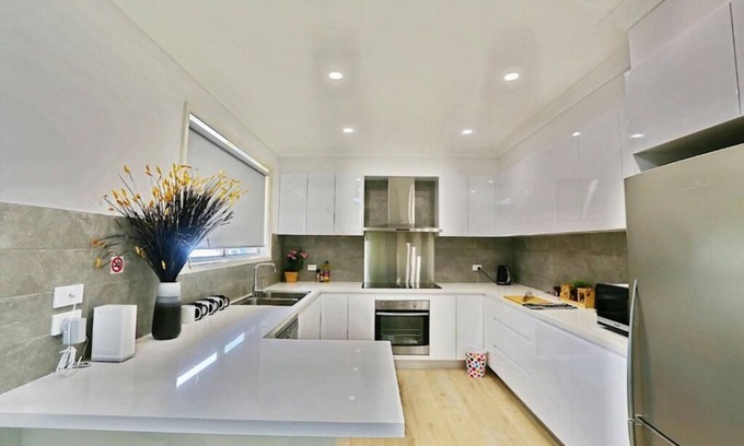 McDougalls Hill House | Modern 4-Bedroom Large House Close to Singleton CBD Hunter Valley