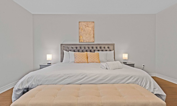 Brampton House | Modern 6BR Spacious Retreat – Perfect for Monthly Stays! New Furniture & Beds