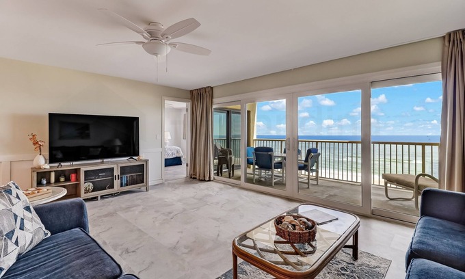 Fernandina Beach Condo | Modern and Beautiful 7th Floor condo with easy beach access. Exclusive fishing pier