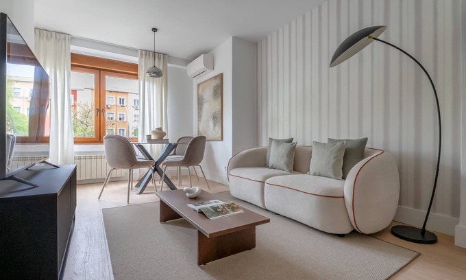 Nueva Espana Apartment | Modern and comfortable apartment in Arturo Soria