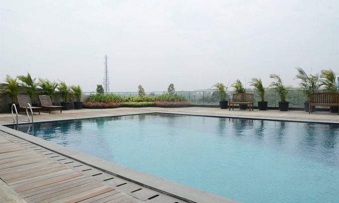 Cikokol Apartment | Modern And Comfy 1Br Apartment Tree Park City Bsd