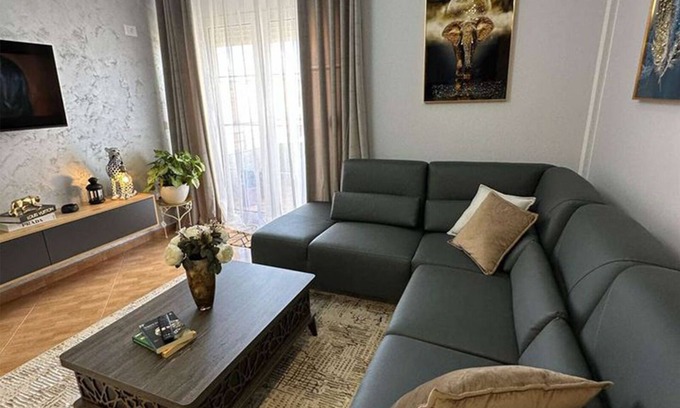 Sheqi i Vogel Apartment | Modern and elegant apartment