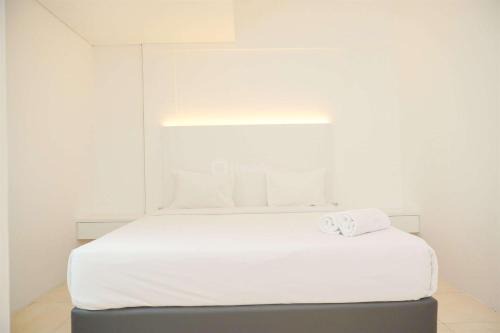 East Jakarta Apartment | Modern and Homey 2BR at MT Haryono Square Apartment By Travelio
