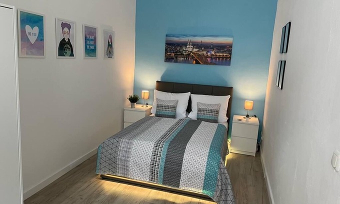Neustadt-Sued Apartment | Modern and quiet Südstadt apartment. Direct proximity to the old town & DOM!