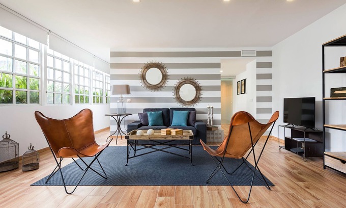 Santa Catalina Apartment | Modern and Spacious Loft in a Tranquil Location. San Leandro