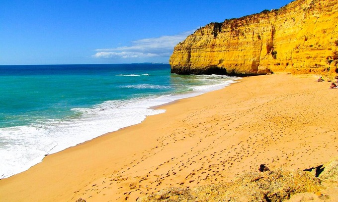 Vale de Centianes Apartment | Modern and tastefully furnished holiday apartment with panoramic sea view -K