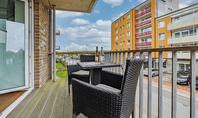 Westerland Apartment | Modern apartment for 2 people with balcony and parking space right on the beach