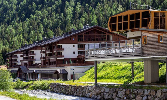 Vallorcine Apartment | Modern apartment in the authentic Savoyard mountain village