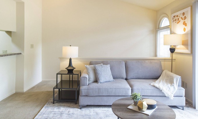 Saint Marys  Allen County Apartment | Modern Apartment in Prime Location (ID5602X85)