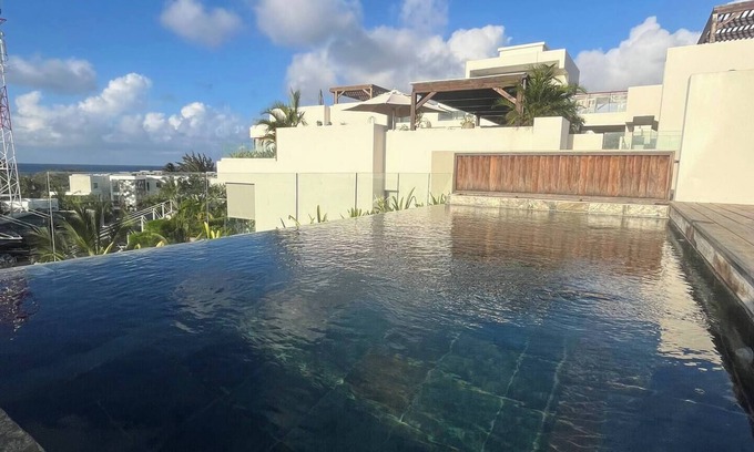 Pointe aux Canonniers Apartment | Modern apartment sea view private pool