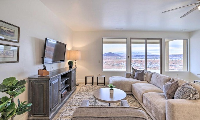 St. George Apartment | Modern Apartment with Beautiful Mountain Views!