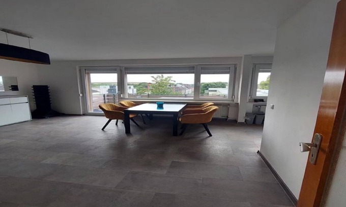 Wuerzburg Apartment | Modern apartment with balcony