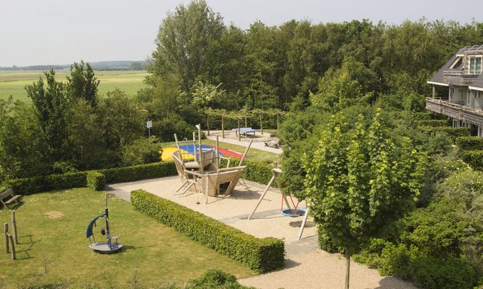 Midsland Apartment | Modern apartment with a smart TV 1.7 km. from the beach