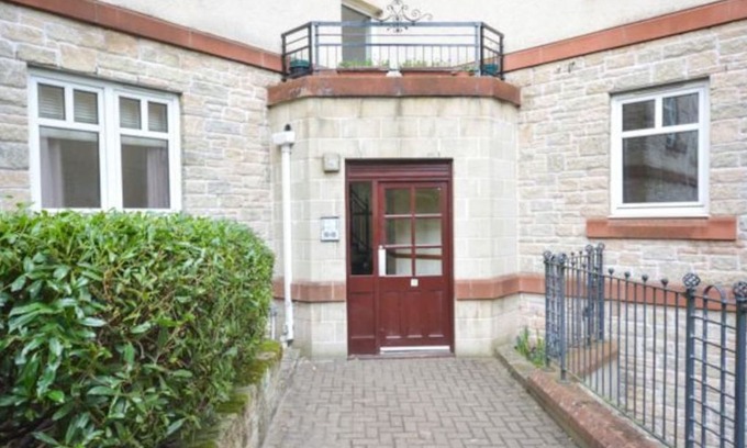 Gorgie Apartment | Modern Apartment within easy reach of City Centre