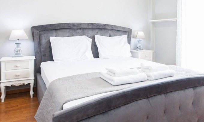 Galatsi Apartment | Modern Apt in Galatsi with Stunning Views of Athens