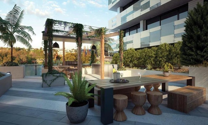 Abbotsford Apartment | Modern Apt Near Yarra River - Parking, WIFI , Pool & Gym.