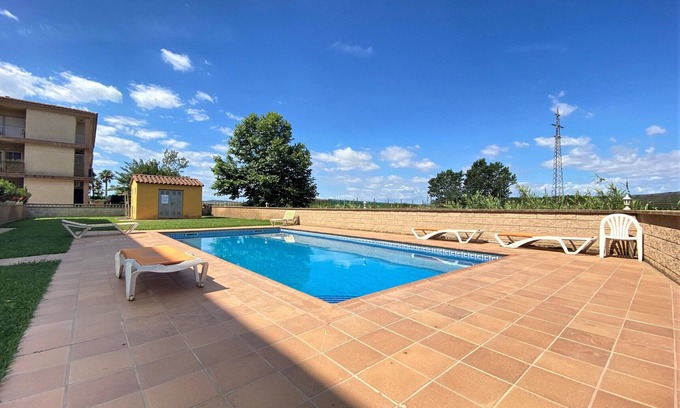 Bon Relax Apartment | Modern Apt with A/C, Pool, Parking, Near Beach
