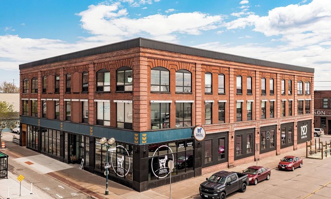 Duluth Apartment | Modern Apt w/Gym, Elevator, Coffee Shop | 205