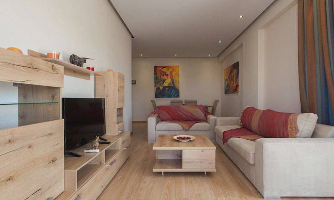 Glyfada Apartment | Modern art apt in Glyfada with sea view