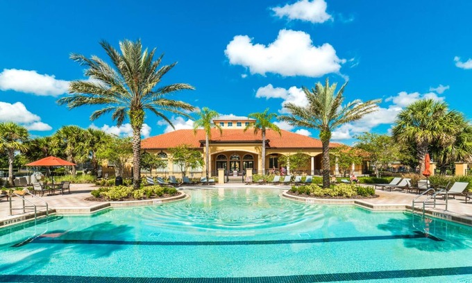Watersong Villa | Modern Bargains - Watersong - Welcome To Cozy 6 Beds 5 Baths Villa - 9 Miles To Disney
