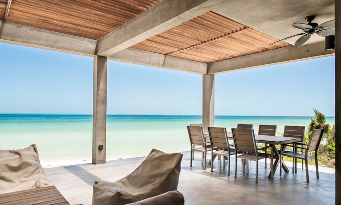 Isla Holbox House | Modern Beachfront villa