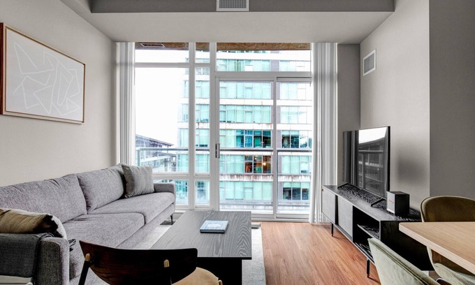 Northwest Bellevue Apartment | Modern Bellevue 2BR w/Gym, W/D & Roof Deck, near Downtown, by Blueground