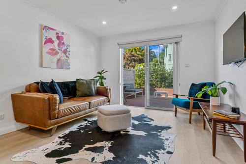 Battery Point Apartment | Modern, Central Apartment Footsteps to Salamanca