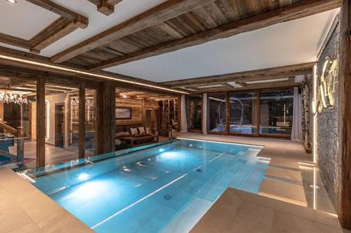 Les Bossons Apartment | Modern Chalet Valiant with pool and sauna