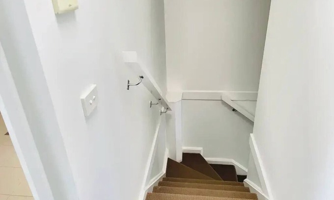 Wagga Wagga Apartment | Modern City Townhouse with all the Comforts