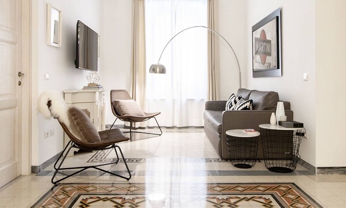 Esquilino Apartment | Modern Comfort, Poetic Charm