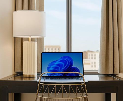 Downtown Hartford Apartment | Modern Condo DWNTN Hartord XL Center GYM