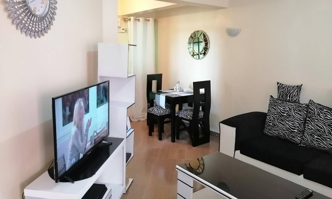 Nairobi Apartment | Modern Cosy 1 Bedroom Apartment Near Two rivers Mall And The UN