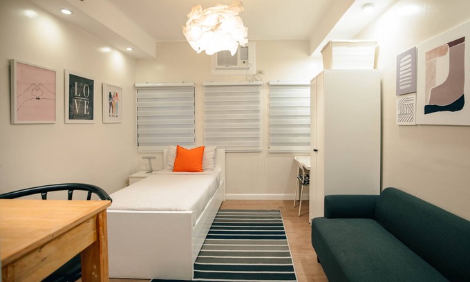 Loyola Heights Condo | Modern & Cozy 2Bed Studio in Katipunan w/All Essentials+Fast Internet+Netflix