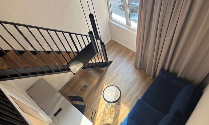 Kaunas Apartment | Modern Cozy Loft – Heart of Kaunas Wi-Fi, PS4 & Go3