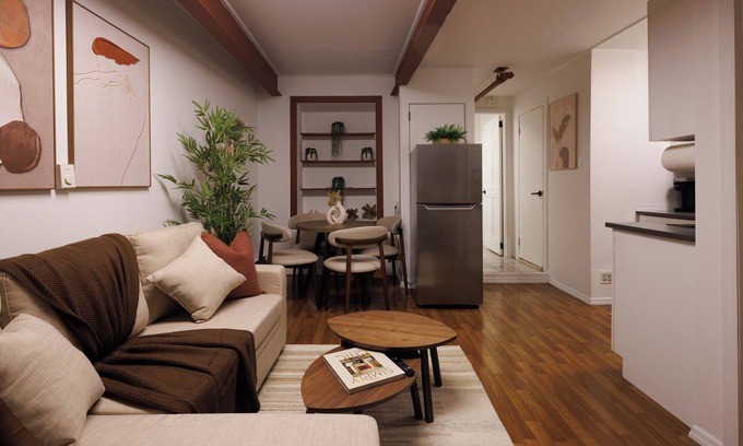 Brooklyn Heights Apartment | Modern Designer 1 Bedroom in Dumbo NYC