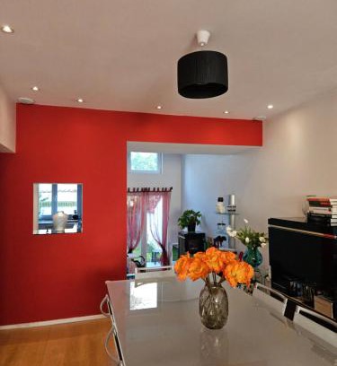 Vossegat-Roosendaal Apartment | Modern duplex with garden