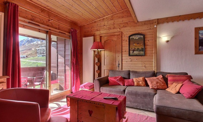 Aime Apartment | Modern duplex with pool, gym, and hammam in Plagne Aime 2000