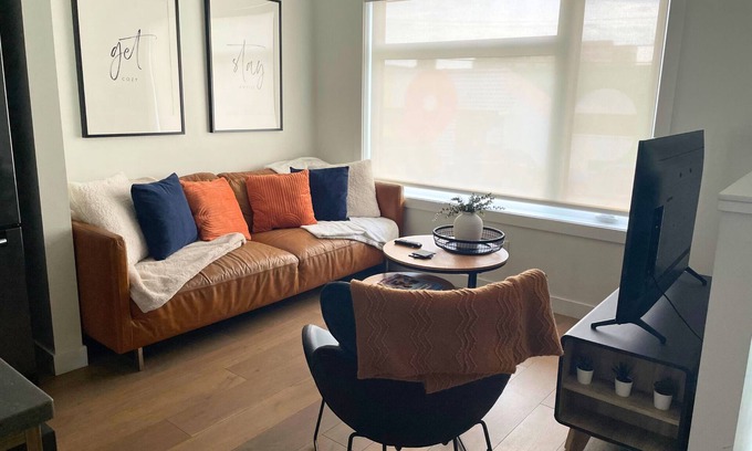 North Central Edmonton House | Modern | Family Friendly | West Of DT Yeg