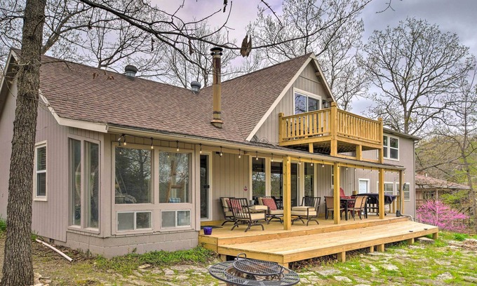 Arrow Point House | Modern Family Home w/ View on Table Rock Lake