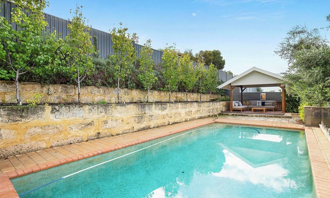 Kallaroo House | Modern Family Home with Pool and Entertaining Area
