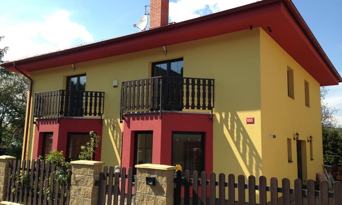 Vsenory Villa | Modern Family Villa with Private Garden, Pool & Parking – 20 Min to Prague
