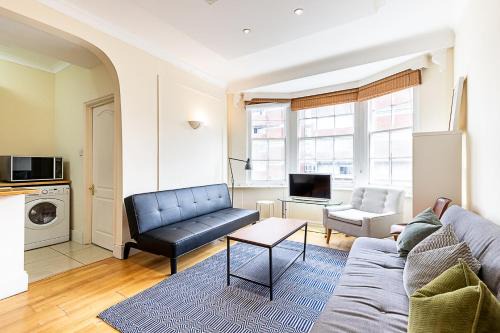 Lancaster Gate Apartment | Modern Flat Near Hyde Park