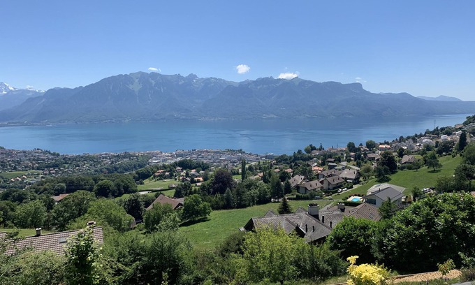 Jongny Apartment | Modern flat with panoramic views in Jongny near Montreux